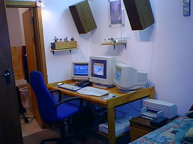 DeskHist_03